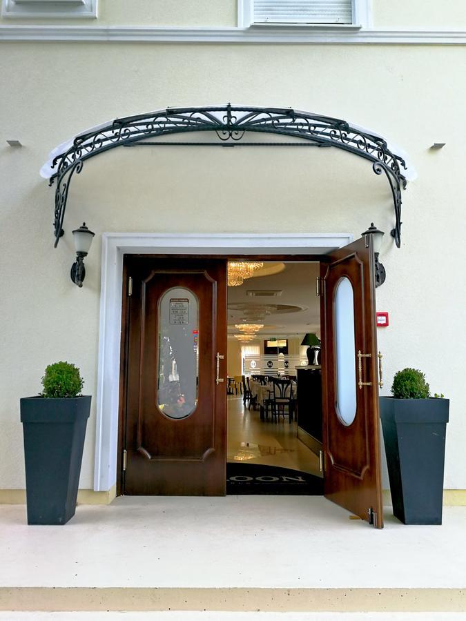 Hotel Maroon ザグレブ エクステリア 写真